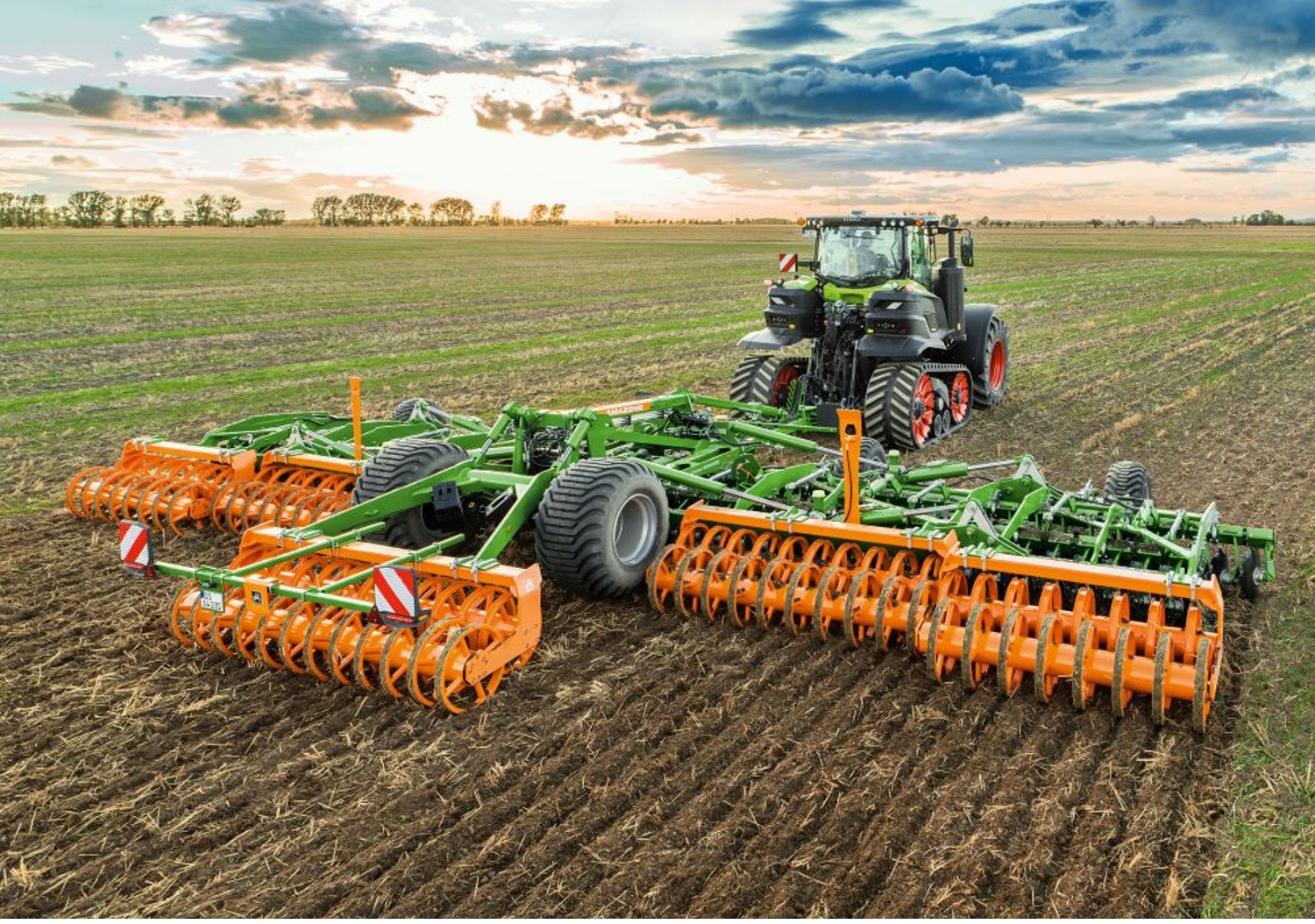 Catros 12003-2TX - Maximale efficiëntie dankzij een werkbreedte van 12 m en werksnelheden tot 18 km:u.